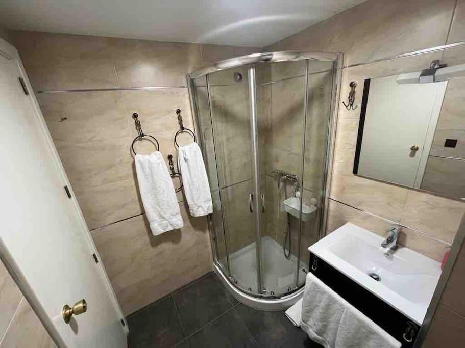 Centrico Apartamento En El Riscal لقنت المظهر الخارجي الصورة