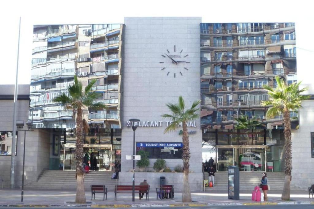 Centrico Apartamento En El Riscal لقنت المظهر الخارجي الصورة